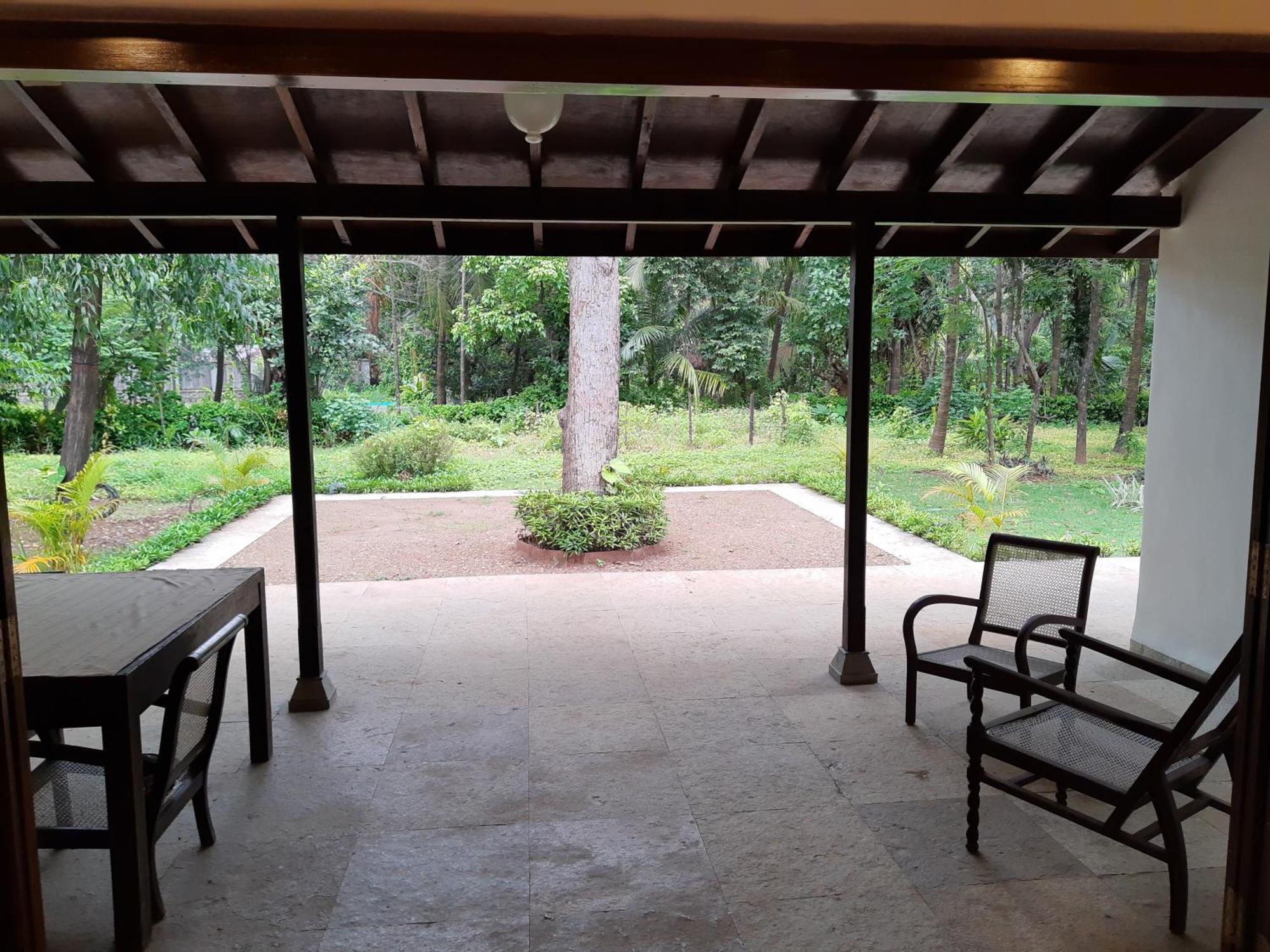Banyan House - Luxurious 4 Bedroom Villa On One Acre, Near The Beach Nagaon  Dış mekan fotoğraf