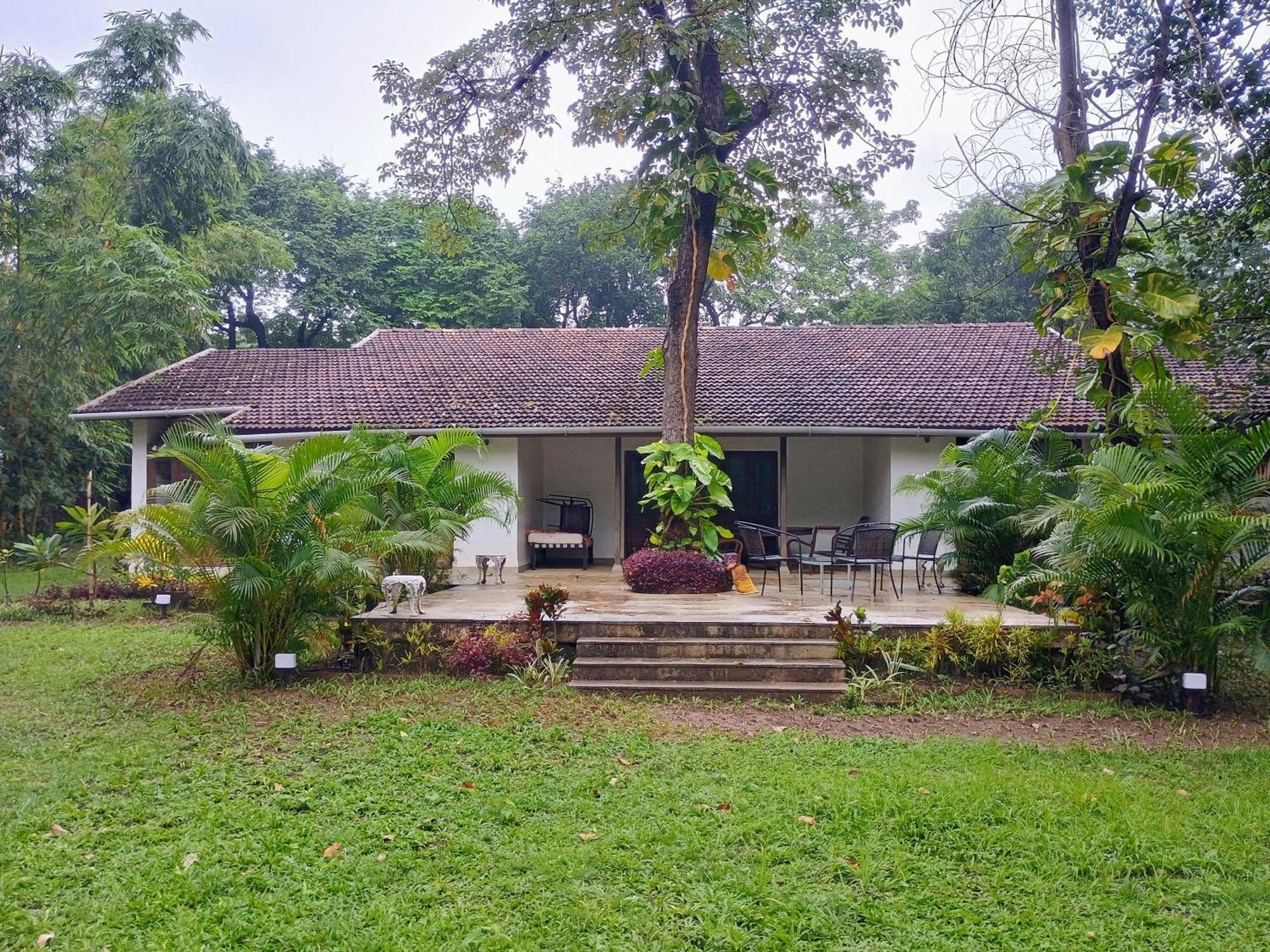 Banyan House - Luxurious 4 Bedroom Villa On One Acre, Near The Beach Nagaon  Dış mekan fotoğraf
